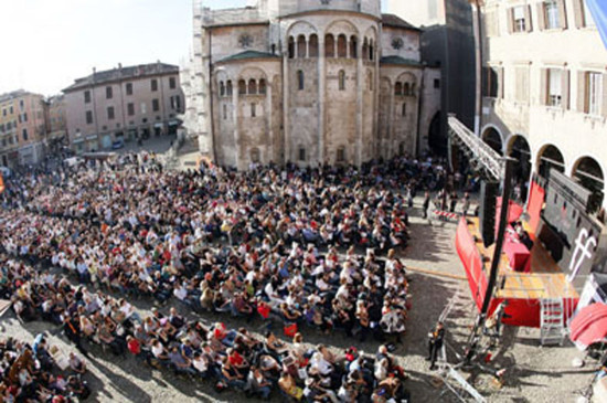 modena_piazzagr_85_144